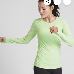 Athleta Speedlight Top Size Large Used but excellent condition